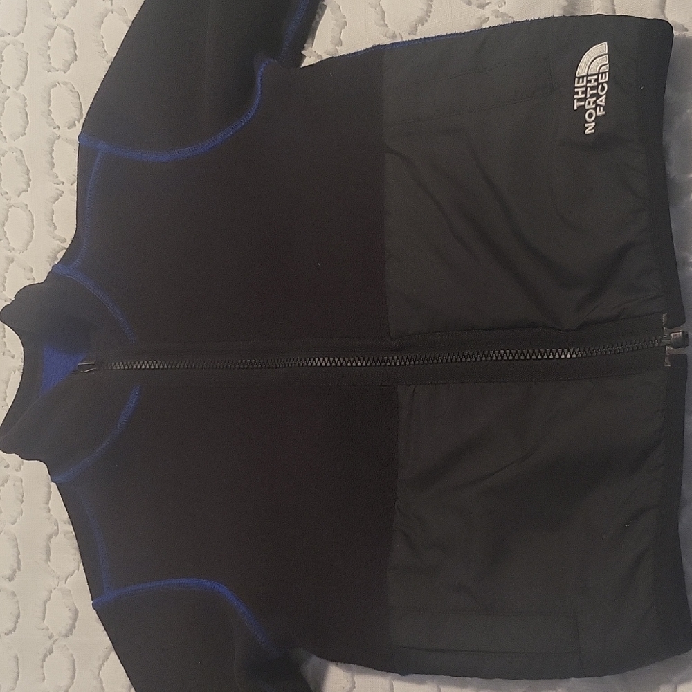 Boys: North Face Double sidded full zipper hoddie
